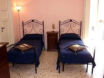** Panzió B&B Teatro Bellini Catania-Fontanarossai nemzetközi repülőtér Olaszország